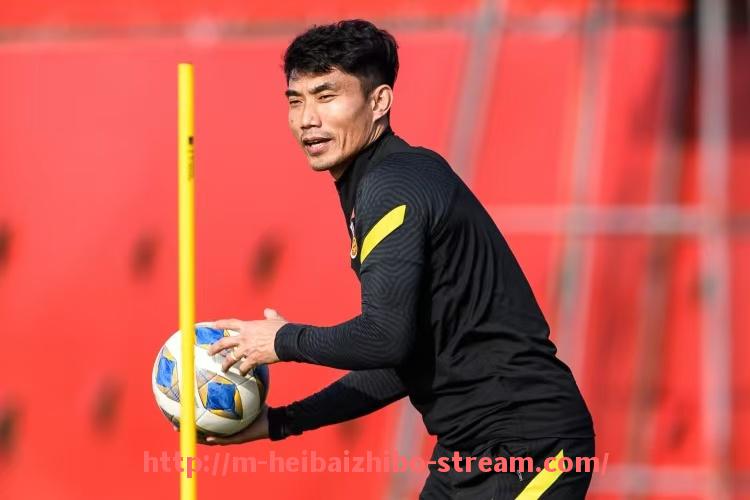 黑白体育直播-2017年NBA回顾:一场充满悬念与挑战的赛季