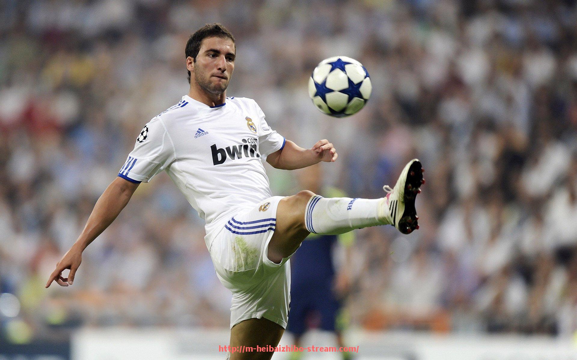 黑白体育直播-法甲球队品牌建设策略及市场影响力提升